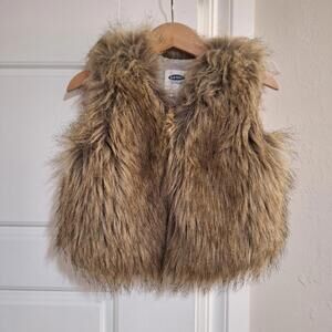 Old Navy Toddler Girl 2T Faux Fur Vest Brown Button Closure Boho Glam Winter